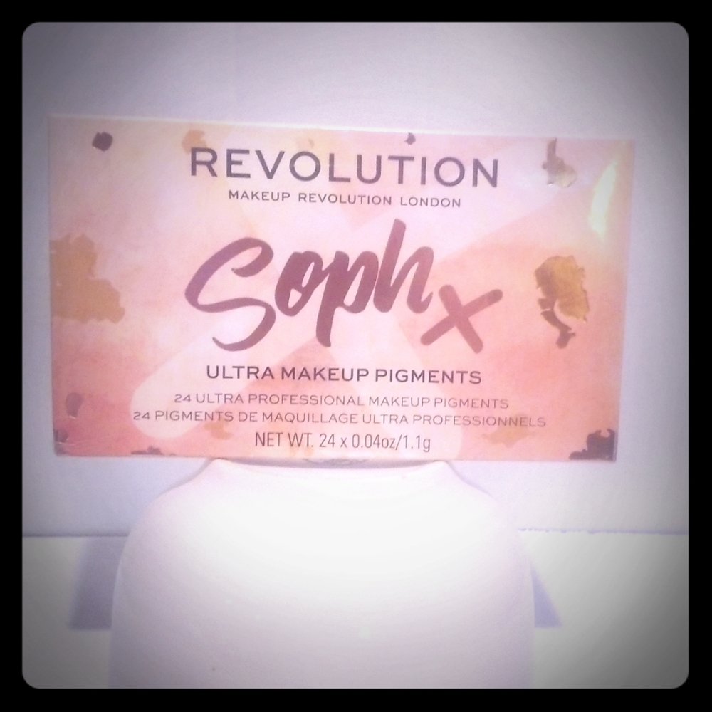 Soph X Makeup Revolution Eyeshadow Palette